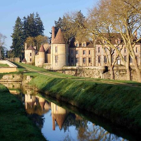 Chateau De La Riviere Bed and Breakfast Pontgouin Buitenkant foto