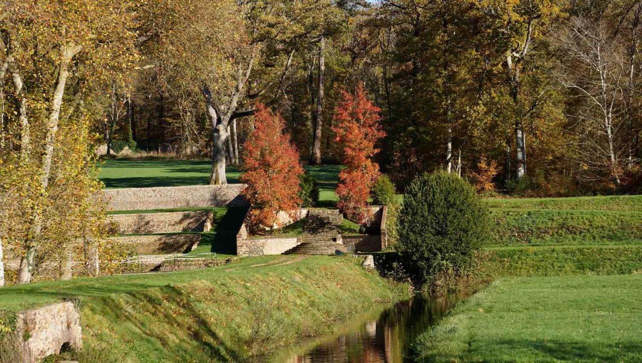 Chateau De La Riviere Bed and Breakfast Pontgouin Buitenkant foto