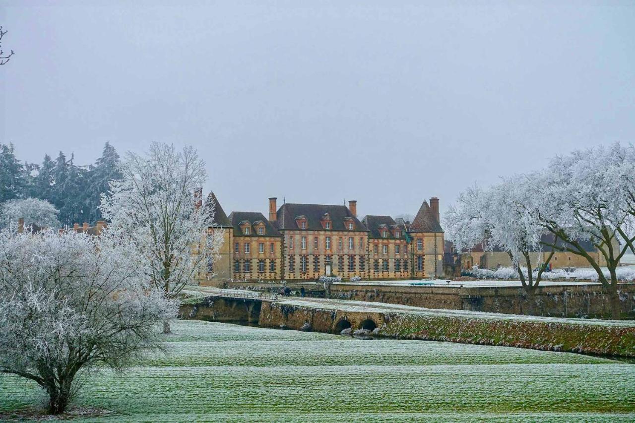 Chateau De La Riviere Bed and Breakfast Pontgouin Buitenkant foto