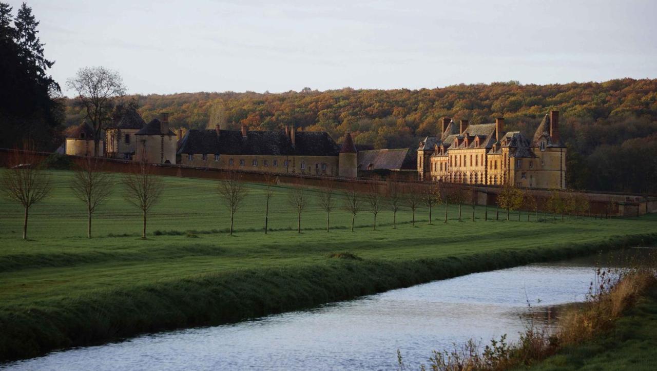 Chateau De La Riviere Bed and Breakfast Pontgouin Buitenkant foto